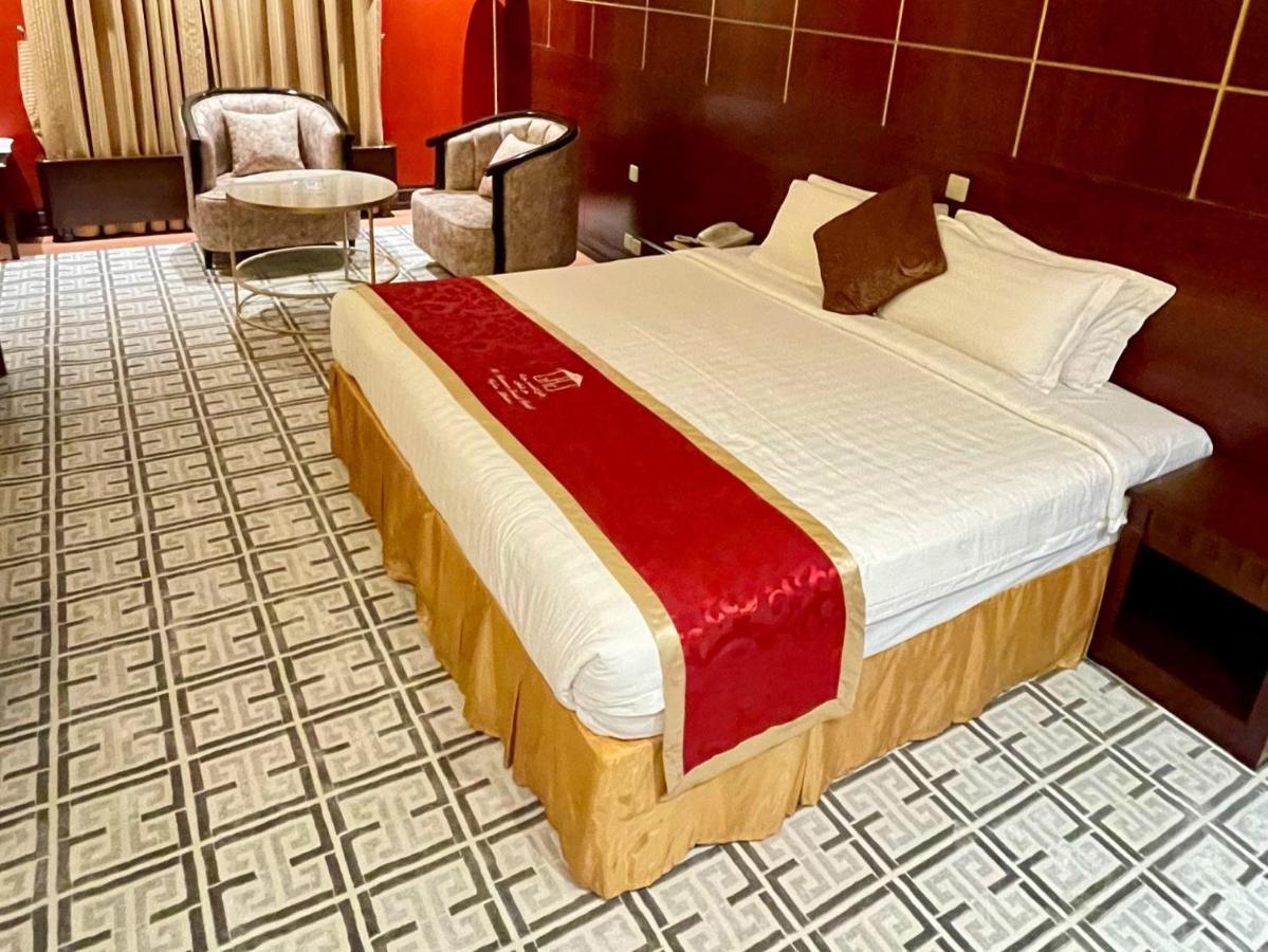 Al Mansour Grand Hotel Ḩafar al Bāţin Exterior foto