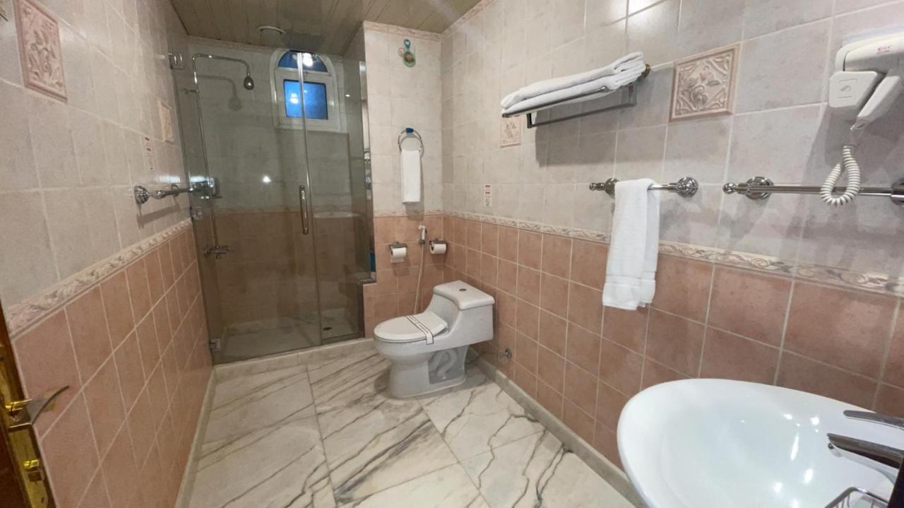 Al Mansour Grand Hotel Ḩafar al Bāţin Exterior foto